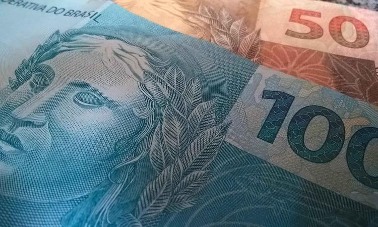 O abono liberado agora  relativo ao ano de 2021