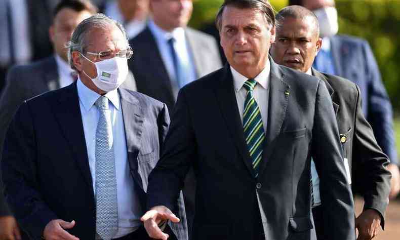 Encontro entre o ministro Paulo Guedes e o presidente Jair Bolsonaro no estava marcado(foto: EVARISTO SA/AFP - 27/10/2020 )