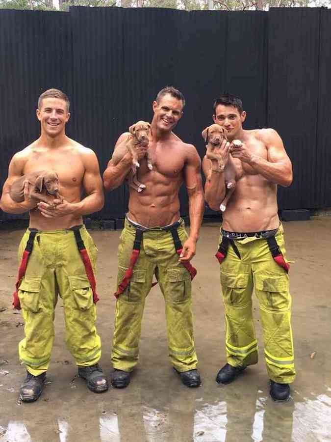 (foto: Firefighters Calendar/ Reproduo)
