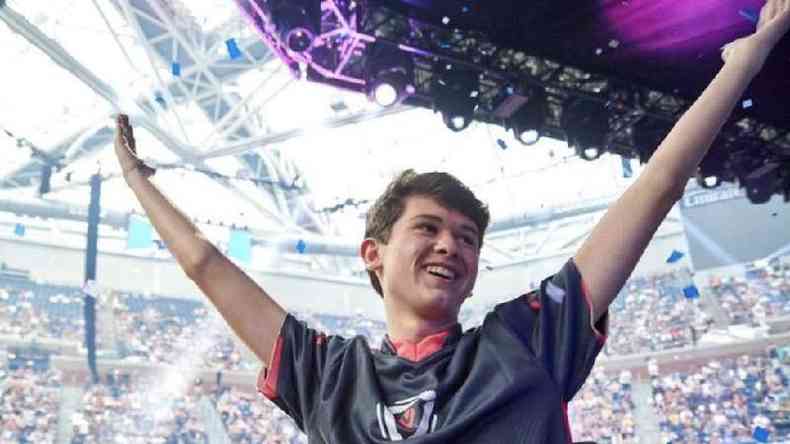 O primeiro e único vencedor da copa do mundo de Fortnite foi Kyle 'Bugha' Giersdorf, então com 16 anos(foto: Epic Games)
