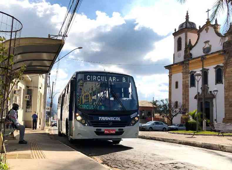Passageiros do transporte pblico de Caet podero circular dentro da cidade gratuitamente, se projeto for aprovado na Cmara