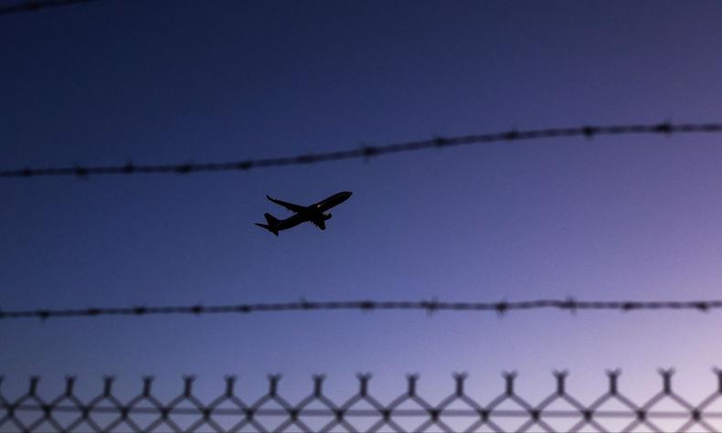 O comandante em questão programava o Boeing 737 para voar a Mach 0.73, ou cerca de 871 km/h, em vez do Mach 0.76 mínimo estabelecido pela companhia (foto: Charly Triballeau/AFP) Avião