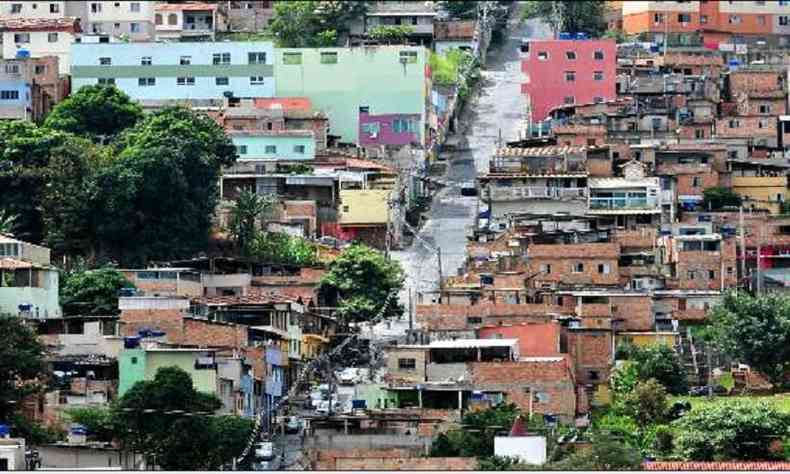Situao das vilas e favelas se torna uma das mais preocupantes, de acordo com o estudo da UFMG(foto: Gladyston Rodrigues/EM/D.A Press)