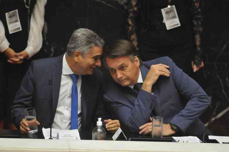 Coronel Sandro e Bolsonaro conversando