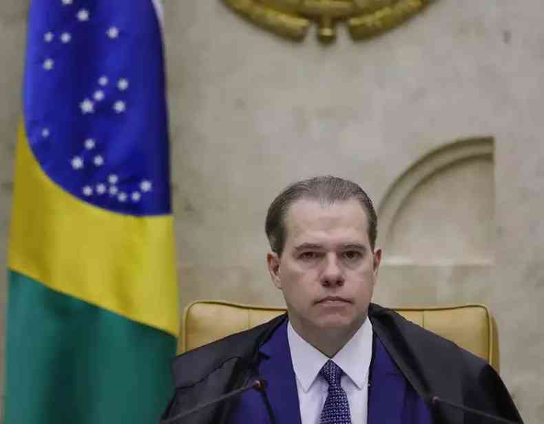 Ministro pode decidir se Bolsonaro depe por escrito ou presencialmente(foto: RosineiCoutinho/SCO/STF)
