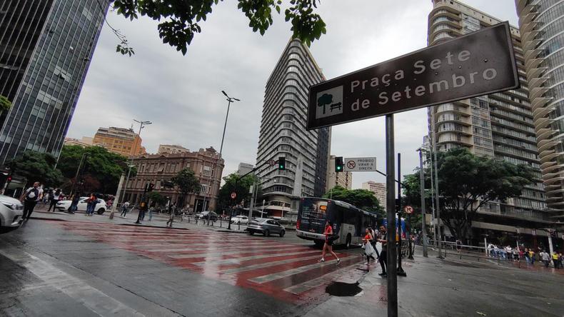 Chuva na capital mineira(foto: Jair Amaral/EM/D.A Press. Brasil. Belo Horizonte - MG. ) Praça Sete