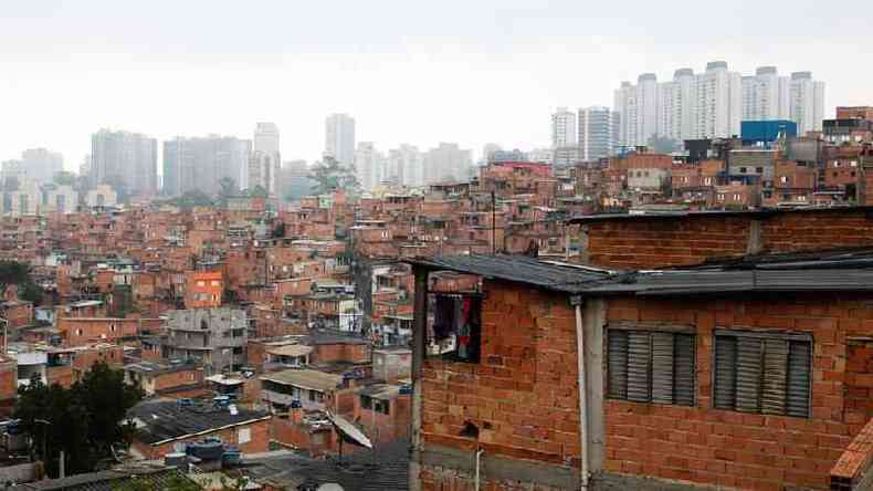 Populaes mais pobres foram afetadas mais duramente pela crise causada pela pandemia(foto: Rovena Rosa/Agncia Brasil)