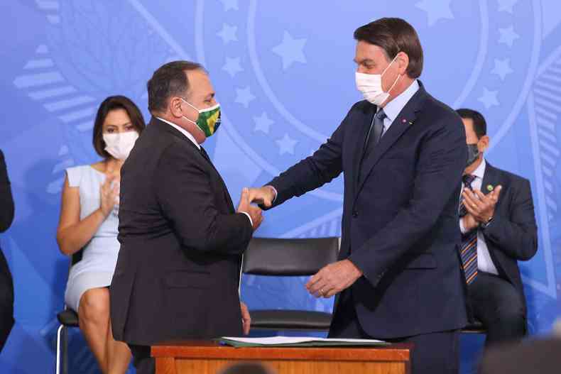 Pazuello e Bolsonaro cometeram um crime imperdovel(foto: Erasmo Salomo/MS)