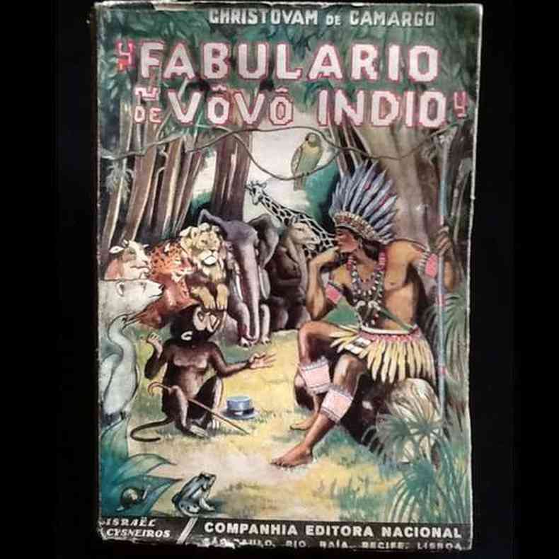 Vov ndio e animais ilustrados em livro com ttulo: Fabulrio de Vov ndio