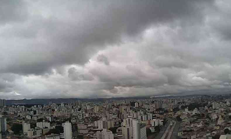 Regio Central de Belo Horizonte tem cu encoberto(foto: Clima ao vivo/Reproduo)