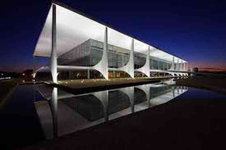Palácio do Planalto,em Brasília, sede administrativa do governo federal(foto: Wikimedia Commons)
