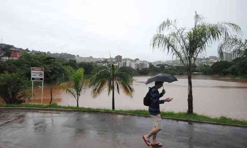 Moradores de BH sentem falta de chuvas diante de tanto calor(foto: Tulio Santos/EM/D.A Press - 06/02/2020)