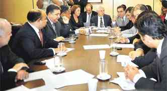 Ideli se reuniu com lderes partidrios mas no fechou acordo(foto: Jos Cruz/ABR)