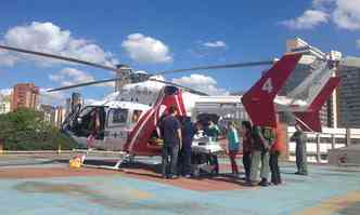 Criana chegou de helicptero ao Hospital Joo XXIII, em Belo Horizonte(foto: CBMMG/Divulgao)