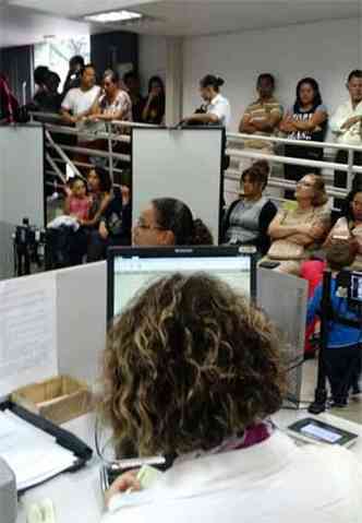 Cartrio eleitoral em Venda Nova, na capital, ficou lotado nesta quarta-feira(foto: Vanei Miranda/TRE-MG)