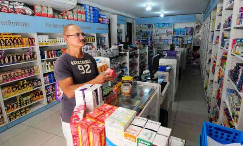 Farmcia  um dos poucos setores liberados para abrir as portas(foto: Gladyston Rodrigues/EM/D.A Press)