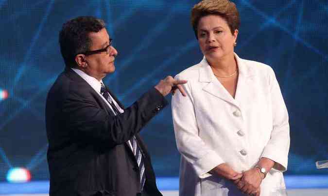 O marqueteiro do PT, Joo Santana, e a presidente e ento candidata a reeleio, Dilma Rousseff, durante o primeiro debate do segundo turno das eleies 2014(foto: DANIEL TEIXEIRA/ESTADO CONTEDO - 14/10/2014 )
