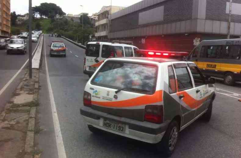 BHTrans monitorou o trnsito no local do acidente(foto: Paulo Henrique Lobato/EM/D.A.Press)