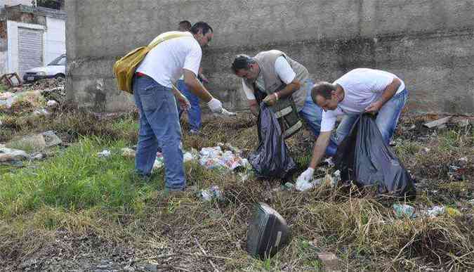 Agentes reforaram as aes para combater os focos da doena na cidade(foto: Prefeitura de Lavras/Divulgao)