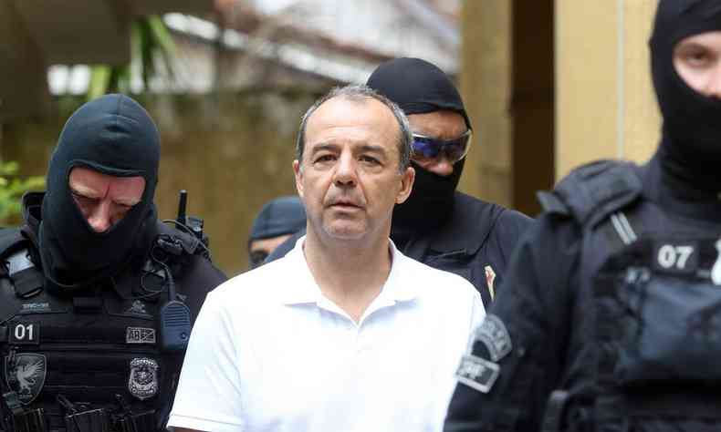 Sergio Cabral sendo preso