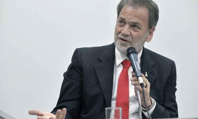Durval Ângelo defendeu uma postura mais educativa e menos punitiva do órgão de contas(foto: Wilian Dias / ALMG) Durval Ângelo defendeu uma postura mais educativa e menos punitiva do órgão de contas(foto: Wilian Dias / ALMG)