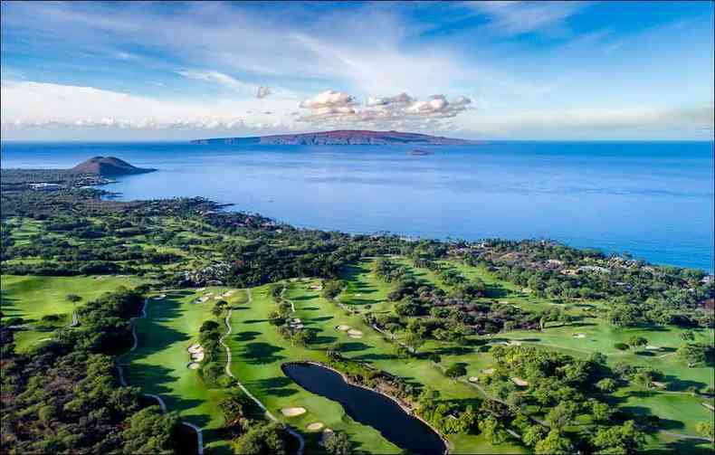 Um dos maiores campos de golfe do mundo se encontra na Ilha de Maui (foto: Maui Resorts/Divulgao)