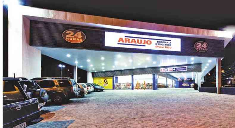 Recm inaugurada, loja da Cristiano Machado faz parte de um tero de drogarias da rede com atendimento 24 horas(foto: ARQUIVO ARAJO )