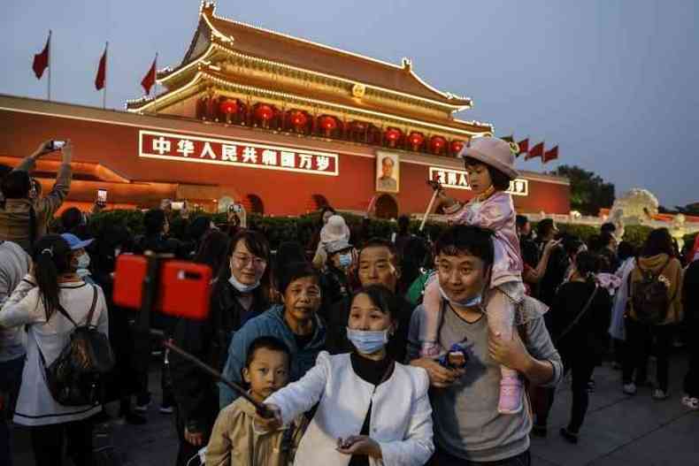 'Semana Dourada' tem levado milhes de chineses a viajarem pelo pas face s restries internacionais(foto: EPA)