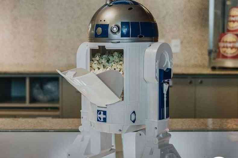 O Cinemark argumenta que a rplica do rob R2-D2 traz ''alto padro de acabamento, 2.000 unidades numeradas e termo de autenticidade'' (foto: Divulgao/Cinemark)