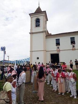 festa em Santa Luzia