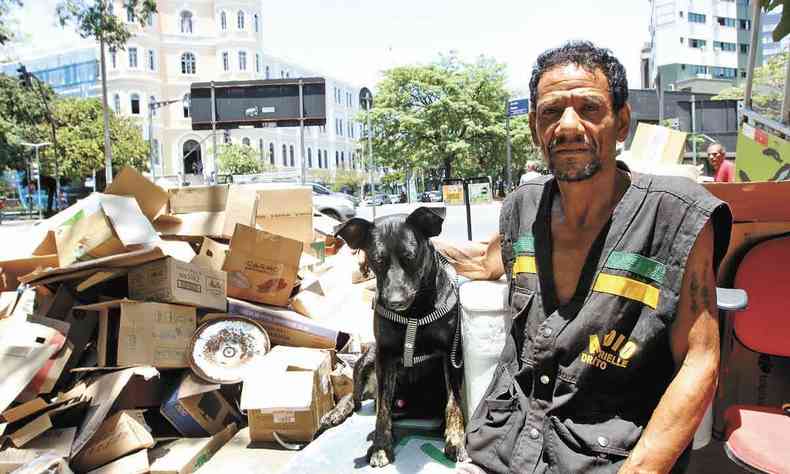 Reginaldo dos Santos Amorim, de 45, morador em situao de rua, que acha a confluncia das avenidas Brasil, Pasteur e Caranda o melhor lugar de BH para viver