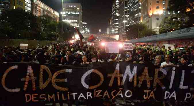 Protesto em 2013 suscita caso Amarildo e pede desmilitarizao da PM(foto: AFP PHOTO / NELSON ALMEIDA)