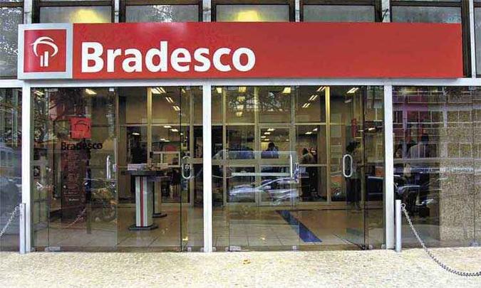 Bradesco projeta aumento entre 3% e 7% nos financiamentos liberados este ano(foto: Maria Tereza Correia/EM/D.A Press - 13/4/12) Bradesco projeta aumento entre 3% e 7% nos financiamentos liberados este ano(foto: Maria Tereza Correia/EM/D.A Press - 13/4/12)