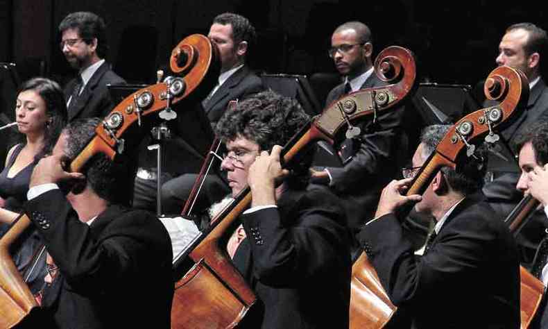 Apesar da limitao a concertos presenciais, Orquestra Sinfnica de Minas Gerais mantm a tradio de comemorar o Natal(foto: Paulo Lacerda/divulgao)