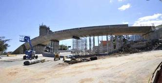 A imploso da ala do viaduto estava prevista para acontecer na manh do prximo domingo(foto: Juarez Rodrigues/EM/D.A Press)