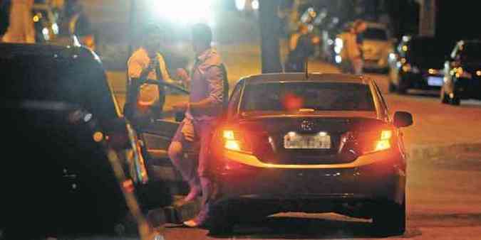 Servio de manobristas em Belo Horizonte est sendo monitorado pela Polcia Civil, que pretende apertar o cerco a quem estiver favorecendo condutores alcoolizados(foto: MARCOS VIEIRA/EM/D.A PRESS )