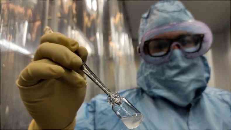 Cientistas cubanos esto correndo contra o relgio na vacina Soberana 2(foto: EPA)