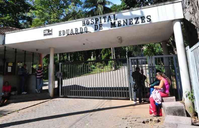 Jovem de 22 anos est internada no hospital Eduardo de Menezes, em Belo Horizonte, com sinais de infeco pelo coronavrus. Caso est sob investigao (foto: Gladyston Rodrigues/EM/D.A Press)