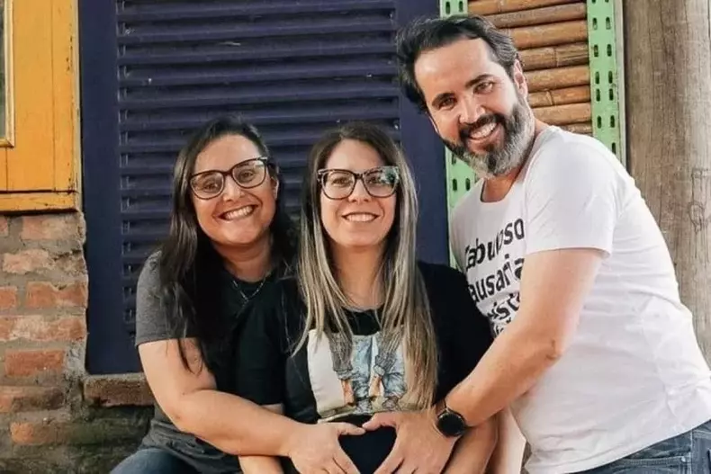 Regiane Gabarra, Priscila Machado Correa de Mira e Marcel Mira. 