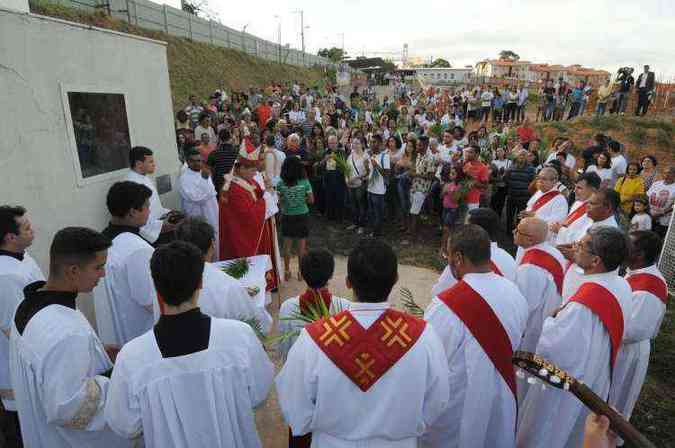 Programao comeou nesse domingo nas obras da Catedral Cristo Rei(foto: Tulio Santos/EM/D.A Press)