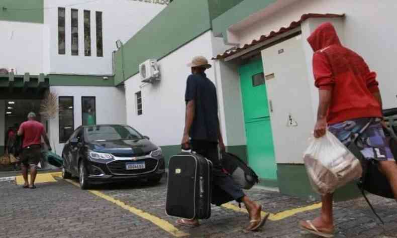 A PRF (Polcia Rodoviria Federal) resgatou 207 pessoas em situao anloga a escravido em Caxias do Sul (RS)