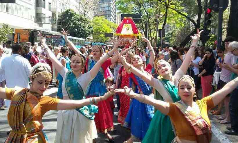 BELO HORIZONTE, MG - 22.08.2015: FESTIVAL RATHA-YATRA - evento religioso-cultural  milenar organizado pela Movimento Hare Krishna de Belo Horizonte. (Foto:  Nereu Jr. / Fotoarena Stock Photo - Alamy