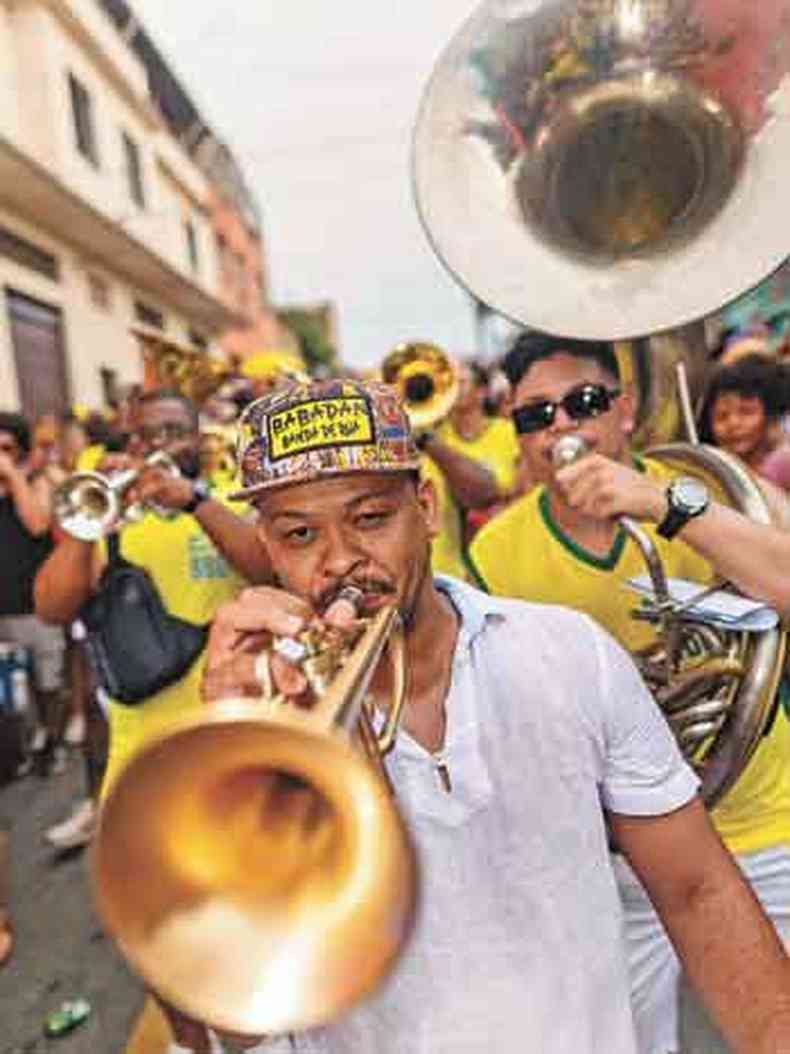 msicos no carnaval