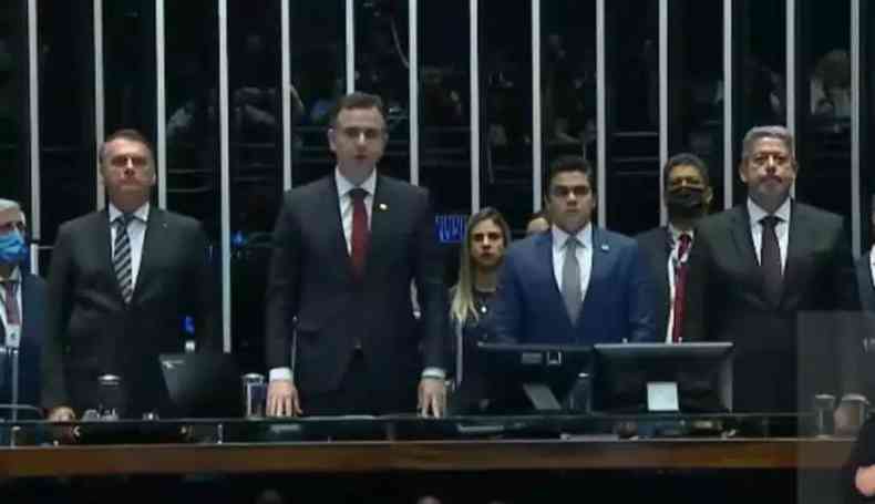 Bolsonaro, Rodrigo Pacheco e Arthur Lira em sesso do Congresso da PEC Kamikaze