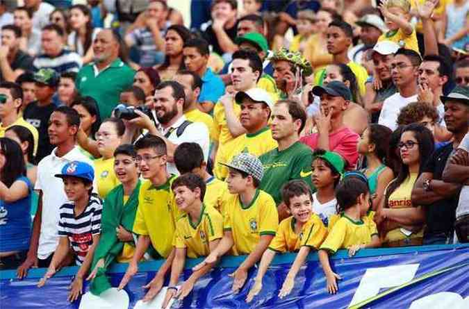 Confira horário de funcionamento do comércio nos dias de jogos do Brasil na  Copa do Mundo – CDL Joinville