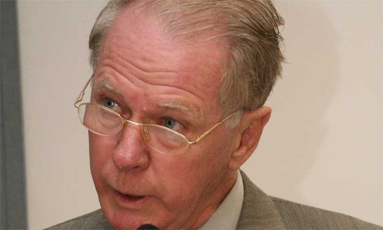 Ex-governador Gerson Camata(foto: Breno Fortes/CB/D.A Press - 31/08/05)