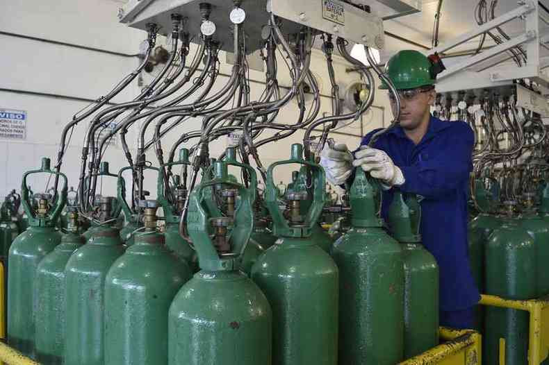 White Martins vai importar cilindros de oxignio da Venezuela(foto: Reproduo/Linkedin)