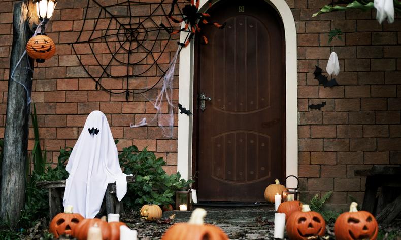 Casa com decorao de Halloween