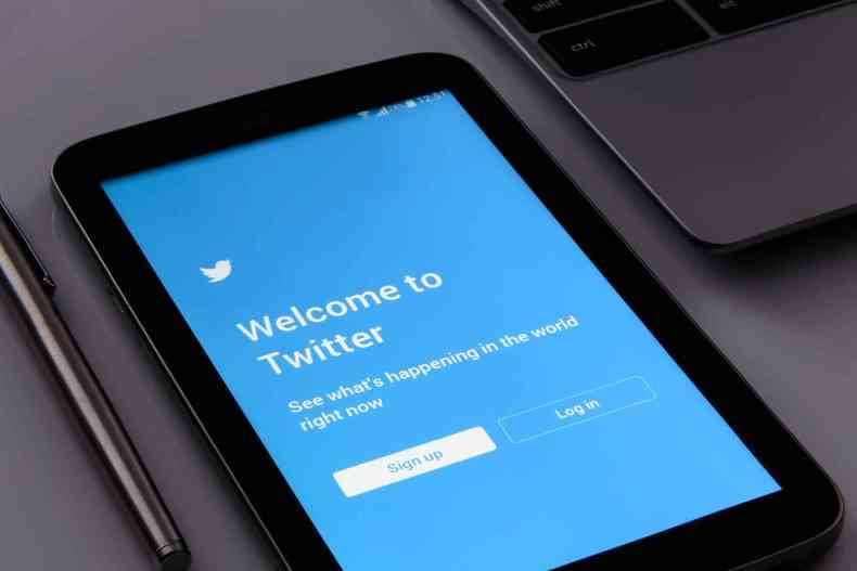 Twitter disse que registrou mais de 45 mil tweets por dia com links para mdia estatal russa