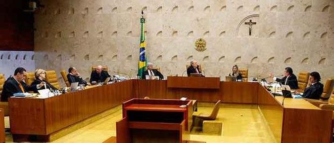 Plen�rio do Supremo: sess�o foi suspensa para que corte esteja completa na avalia��o do voto favor�vel do relator da a��o(foto: Nelson Junior/STF/Divulga��o)